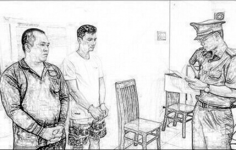 Bơm nước máy vào bình để sản xuất nước uống đóng chai giả, bán ra giá 40 nghìn đồng