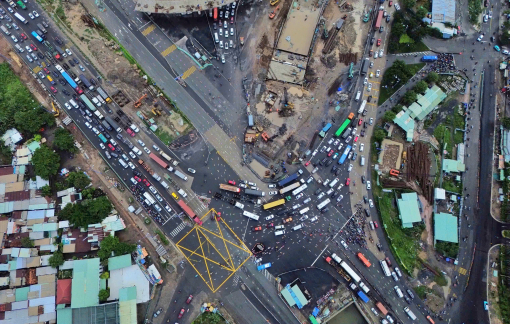 TPHCM yêu cầu tăng tốc loạt dự án giao thông trọng điểm để gỡ ùn tắc