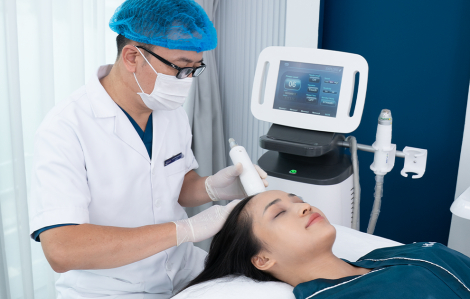 Xu hướng điều trị rụng tóc 2025: Bác sĩ Nguyễn Thanh Hải cảnh báo rủi ro và gợi mở giải pháp chuẩn y khoa