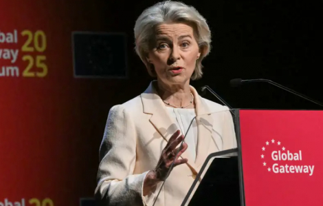 Chủ tịch Ủy ban châu Âu vượt qua các cuộc bỏ phiếu bất tín nhiệm