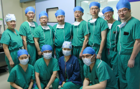 Người đàn ông Trung Quốc sống được 171 ngày sau khi được ghép gan lợn