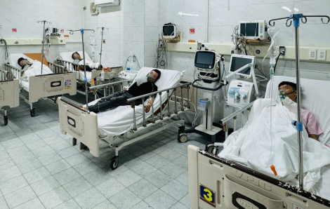 TPHCM: 5 người đổ gục khi đang dự tiệc tại nhà hàng