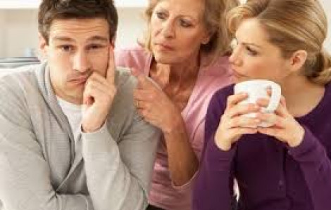 Nhà sui đứng ngồi không yên khi con gái chưa đứng tên trong sổ đỏ