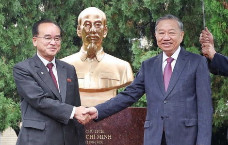 Tổng bí thư Tô Lâm dự lễ khánh thành tượng Chủ tịch Hồ Chí Minh tại Triều Tiên