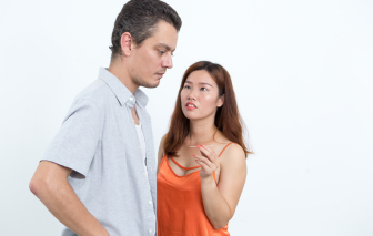 Hủy hôn vì bạn gái ở bẩn