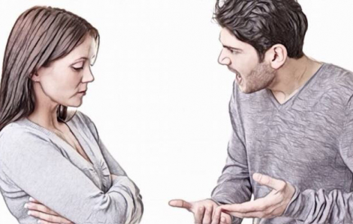 Chồng phát hiện vợ nhắn tin với bạn trai cũ