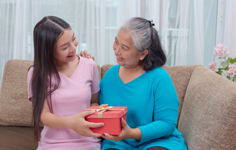 Chớ dại cho con dâu, con rể đứng tên chung tài sản với con mình?