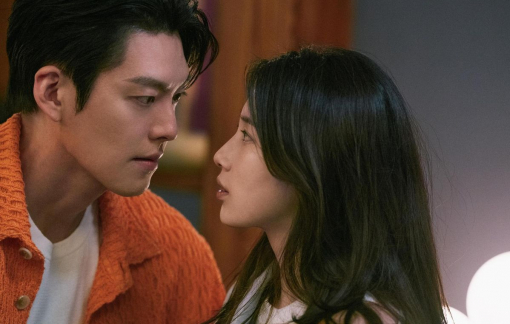 Dù gây tranh cãi, 'Thần đèn ơi, hãy ước đi!' (Genie, Make a Wish!) vẫn lọt top 3 Netflix toàn cầu