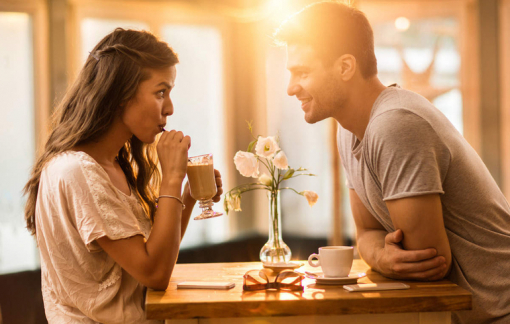 Anh tán tỉnh tôi nhưng lại hẹn hò... bạn thân tôi