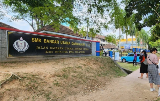 Malaysia siết chặt an ninh học đường sau vụ nữ sinh 16 tuổi bị đâm chết