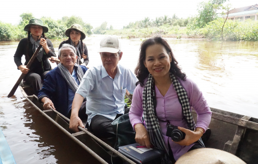 Nhà văn Trầm Hương 40 năm đi tìm "Hoa của nước"