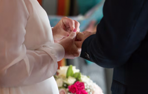 UEA ra mắt dịch vụ kết hôn trực tuyến cho mọi cặp đôi trên thế giới