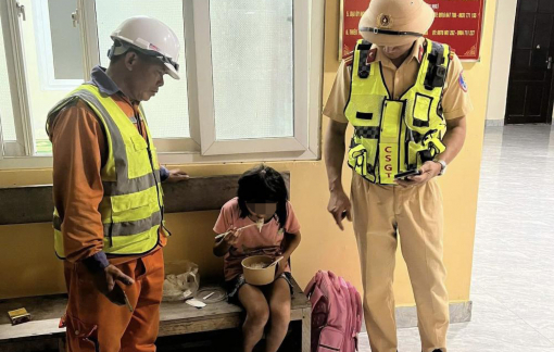 Vào bệnh viện thăm bà nội, bé gái 10 tuổi đi lạc lên cao tốc giữa đêm