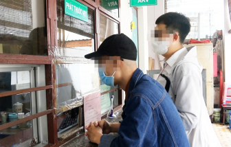 Người bệnh HIV/AIDS lo thiếu thuốc điều trị
