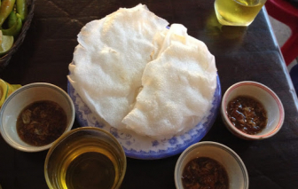 Bánh tráng đập tràn ngập nhung nhớ