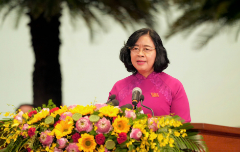 Bà Bùi Thị Minh Hoài tiếp tục giữ chức Bí thư Thành ủy Hà Nội khóa XVIII