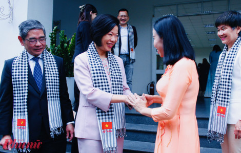 Hội LHPN TPHCM trao đổi kinh nghiệm với Hội Mạng lưới Phụ nữ hội nhập Singapore