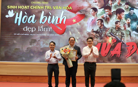 “Mưa đỏ” và thông điệp "hòa bình đẹp lắm" trong trái tim người trẻ