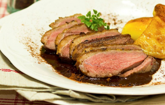 Những món ăn hấp dẫn từ thịt vịt mà bạn phải thử một lần