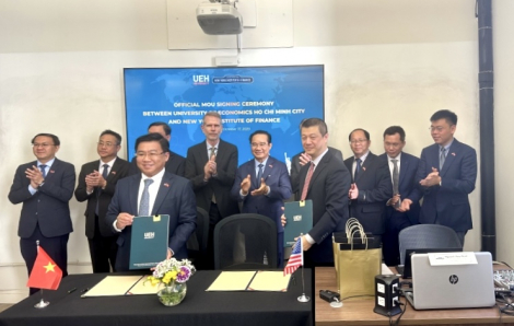 Đại học Kinh tế TPHCM liên kết với “lò” đào tạo chuyên gia tài chính danh tiếng của Mỹ