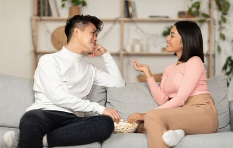 Đứng bên lề cuộc hôn nhân của chính mình