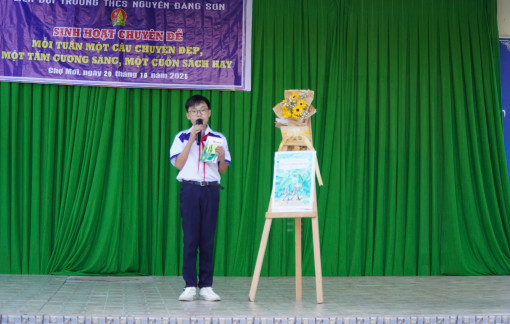 Có một buổi chào cờ đặc biệt sáng ngày 20/10