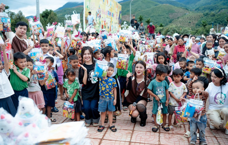 Bigo Live lan tỏa yêu thương, trao quà từ thiện nhân Ngày Phụ nữ Việt Nam 20/10