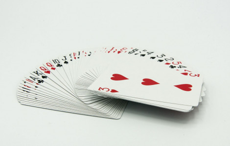 Mẹ chồng mê cờ bạc