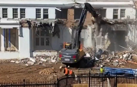 Ông Trump phá dỡ một phần Nhà Trắng, xây phòng khiêu vũ hơn 200 triệu USD