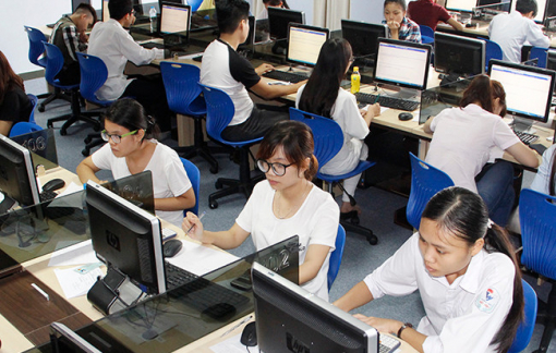 Dự kiến cuối năm học 2025-2026 thử nghiệm câu hỏi thi tốt nghiệp trên máy tính
