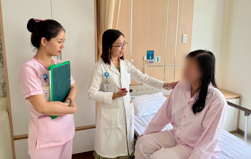 Hy hữu mang thai ở buồng trứng dù đã đặt vòng tránh thai