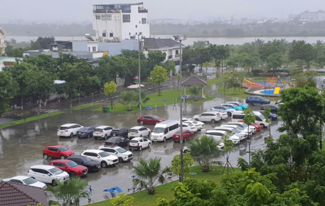 Bão tan trên biển, Đà Nẵng mưa nhỏ