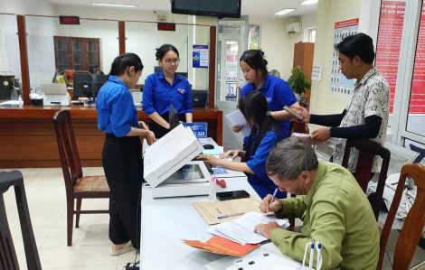 Đà Nẵng chấn chỉnh tình trạng yêu cầu nộp bản sao chứng thực