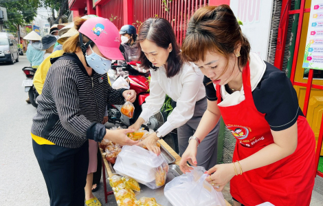 Sẻ chia để không ai bị bỏ lại phía sau