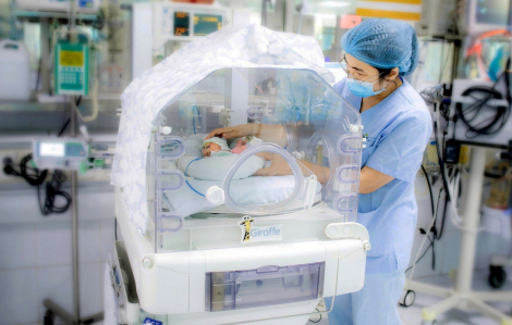 Tăng nghỉ thai sản, hỗ trợ tài chính để khuyến sinh