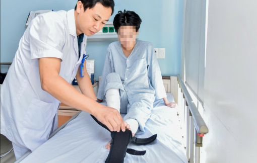 “Tái tạo” da, xương chân cho nam bệnh nhân bị khuyết hổng xương chày “Tái tạo” da, xương chân cho nam bệnh nhân bị khuyết hổng xương chày