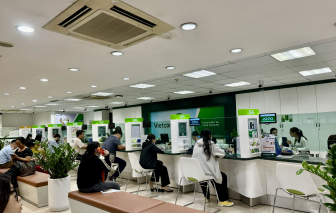 Nhiều ngân hàng tiếp tục giảm lãi suất cho vay