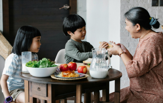 Lớn lên trong nỗi sợ phải làm cha mẹ