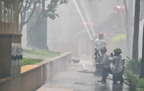 Công an TPHCM diễn tập phòng cháy chữa cháy tại tòa nhà mPlaza