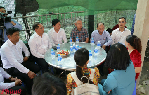 Lãnh đạo TP Cần Thơ thăm hỏi gia đình học sinh tử vong nghi do chập điện
