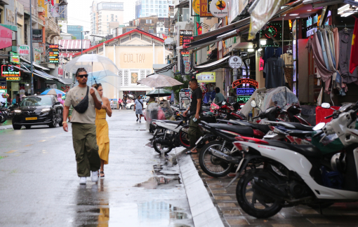 Sẽ lắp camera giám sát các tuyến đường bị lấn vỉa hè ở TPHCM