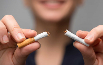 Bỏ thuốc lá giúp làm chậm suy giảm trí nhớ ngay cả ở tuổi trung niên