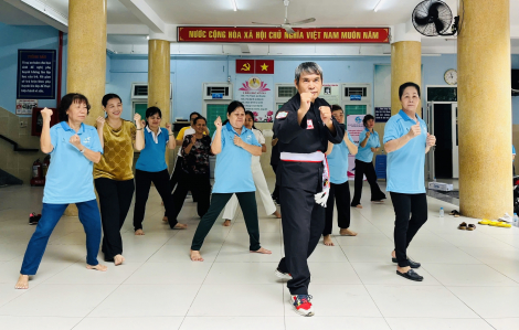 Phường Tân Hoà mở lớp võ tự vệ nữ