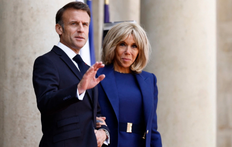 10 người hầu tòa vì quấy rối trực tuyến, bôi nhọ giới tính Đệ nhất phu nhân Pháp