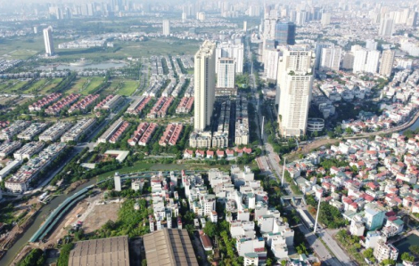 Nhiều ngân hàng rao bán loạt bất động sản lớn tại TPHCM