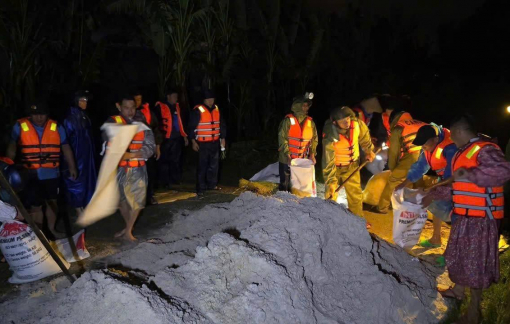 Lữ đoàn Tăng thiết giáp 574 kịp thời giúp dân ứng phó vỡ đê tại Đà Nẵng