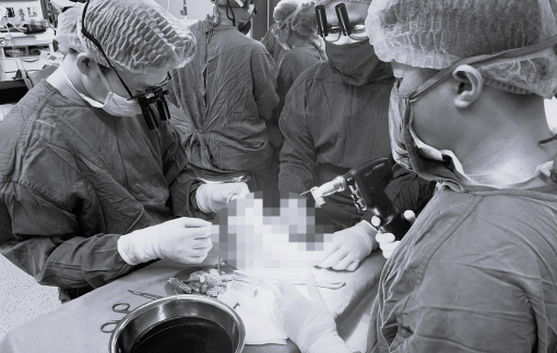 Cứu phần chân đứt lìa của nữ sinh sau va chạm với xe mô tô phân khối lớn