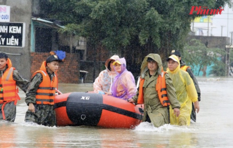 Quảng Ngãi kiến nghị Chính phủ hỗ trợ khẩn cấp khi hơn 5.000 nhà dân bị ngập lụt