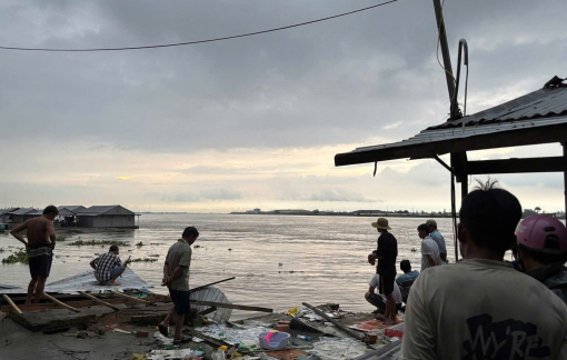 An Giang và Đồng Tháp liên tục sạt lở bờ sông
