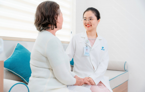 Sau tuổi 45, vì sao phụ nữ cần cảnh giác với đột quỵ?